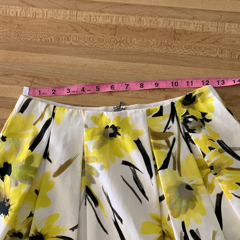 Alice & Olivia Conner Lampshade Skirt Size 2 - Picture 10 of 11
